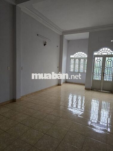 KCN Tân Bình 20 TRIỆU mặt tiền CN11, 100M2 2 lầu  (1KH-1 Bếp-6PN-4WC)