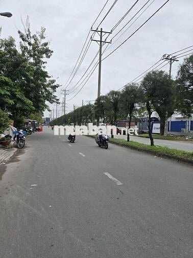 KCN Tân Bình 20 TRIỆU mặt tiền CN11, 100M2 2 lầu  (1KH-1 Bếp-6PN-4WC)