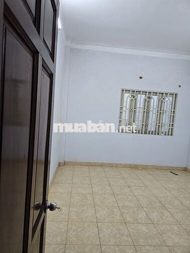 KCN Tân Bình 20 TRIỆU mặt tiền CN11, 100M2 2 lầu  (1KH-1 Bếp-6PN-4WC)