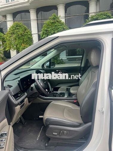 Kia Carnival 2025 Luxury Trắng