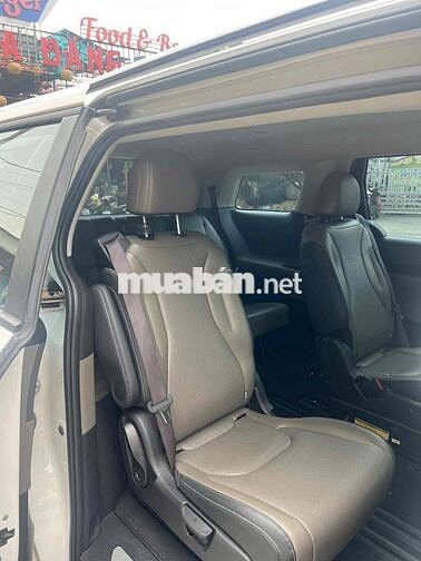 Kia Carnival 2025 Luxury Trắng