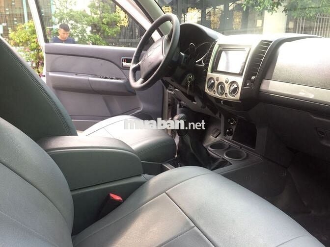 Ford Everest 2015 máy dầu số sàn