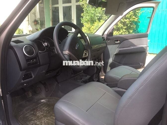 Ford Everest 2015 máy dầu số sàn