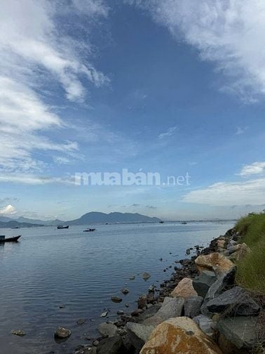 Kẹt tiền bán gấp 500m2 đất view trực diện Vịnh Cam Ranh sổ sẵn