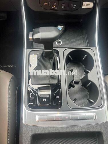 Kia Carnival 2025 Luxury Trắng