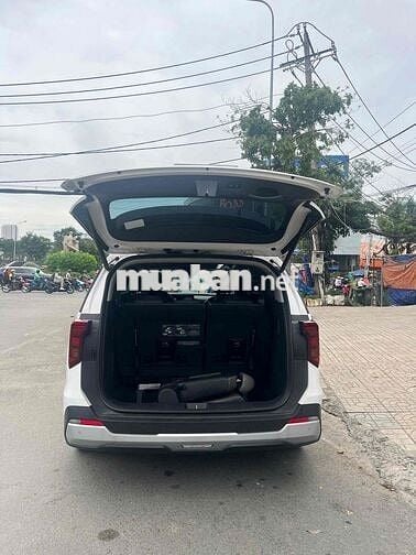 Kia Carnival 2025 Luxury Trắng