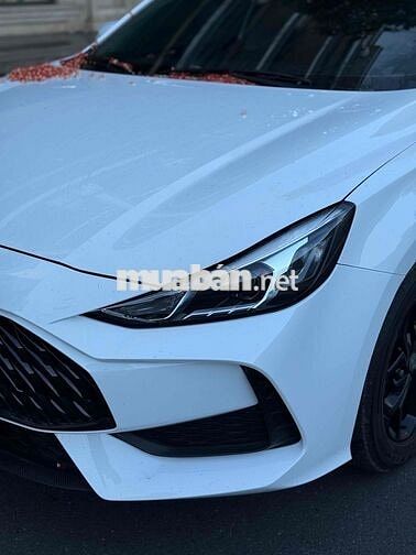 MG5 STD 2024 lăn bánh 8/2025 - 3.900km như mới.