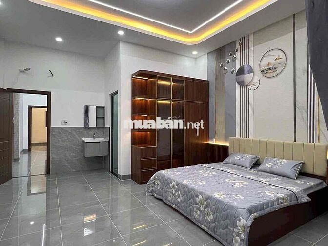 bán nhà khu dân cư vị hảo . sân ô tô . phòng ngủ dưới . ban công rộng