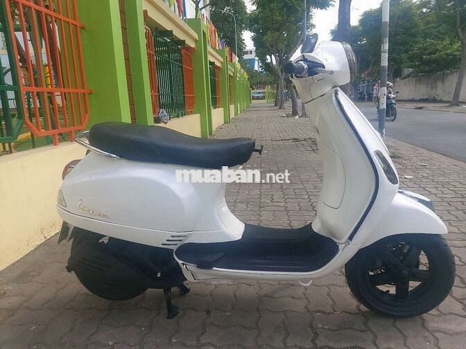 Vespa 125IE phun xăng điện tử xả rẻ