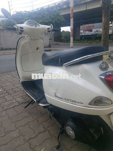 Vespa 125IE phun xăng điện tử xả rẻ