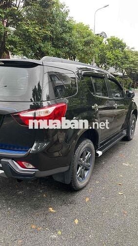 Isuzu MUX ĐK 2017 gia đình cần bán