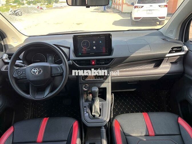 Toyota Avanza AT Premio 2025 một chủ đẹp như mới