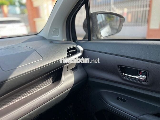 Toyota Avanza AT Premio 2025 một chủ đẹp như mới