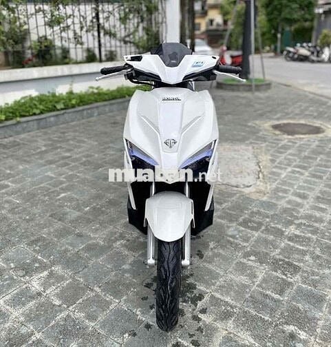 Cần bán air blade 2017 zin  có cccd chủ xe