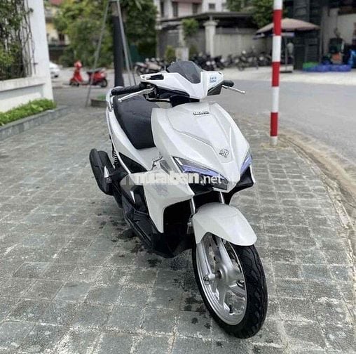 Cần bán air blade 2017 zin  có cccd chủ xe