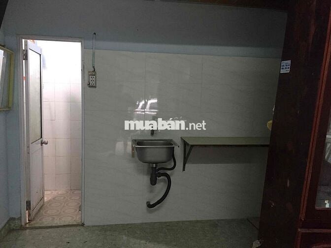 CHO THUÊ PHÒNG TRỌ – MẶT TIỀN ĐƯỜNG – GẦN NHIỀU TRƯỜNG ĐẠI HỌC