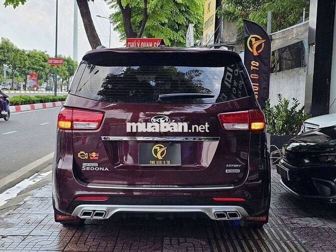 KIA SEDONA 2×2 BẢN FULL SX 2018 ODO 75.000 KM