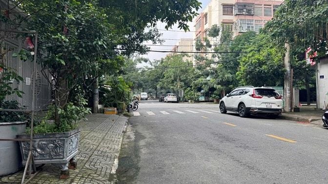 Măt tiền nội bộ đường DC9 DT 5x20m ~ 100m2 , nhá nát