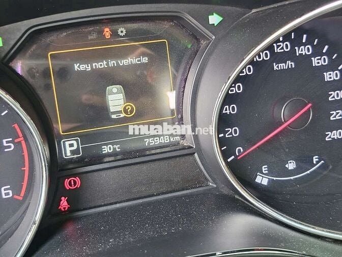 KIA SEDONA 2×2 BẢN FULL SX 2018 ODO 75.000 KM