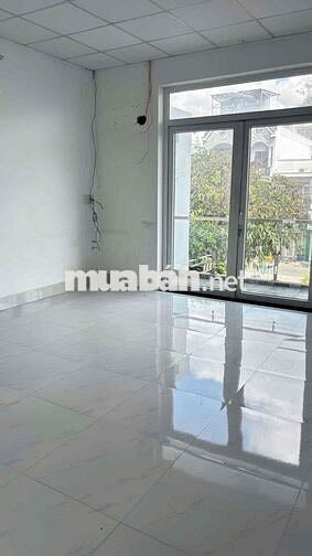 cho thuê nhà diện tích rộng đường mặt tiền