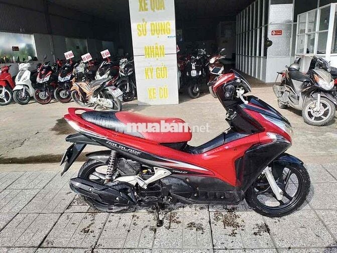 Honda Air Blade Đỏ đen
