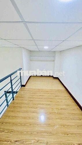 cho thuê nhà nguyên căn 5pn3wc. Đ Trần Văn Đang p11,Q3