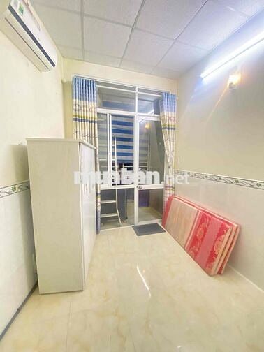 Cho Thuê Nhà Nhỏ Ấm Cúng Ngay Xóm Đạo Bờ Kè Hoàng Sa