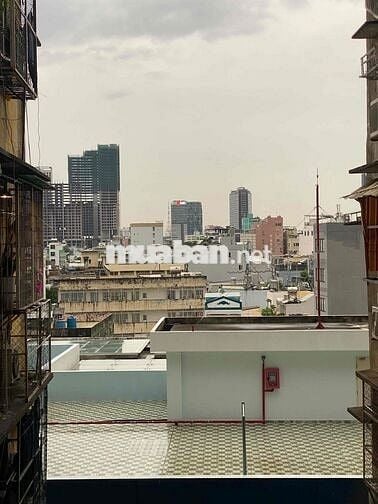 Cần bán chung cư quận 1 đối diện chợ Bến Thành