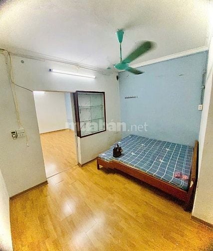 CHO THUÊ căn hộ tập thể TẦNG 1 THANH XUÂN BẮC, THANH XUÂN, 45 m2