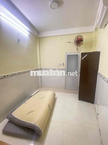 Cho Thuê Nhà Nhỏ Ấm Cúng Ngay Xóm Đạo Bờ Kè Hoàng Sa