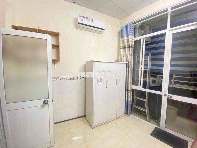 Cho Thuê Nhà Nhỏ Ấm Cúng Ngay Xóm Đạo Bờ Kè Hoàng Sa