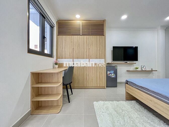 Căn hộ mini full NT ban công  _ gần CV Lê Thị Riêng Q10