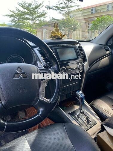 Mitsubishi Triton 2018 4x2 Mivec Premium Đen