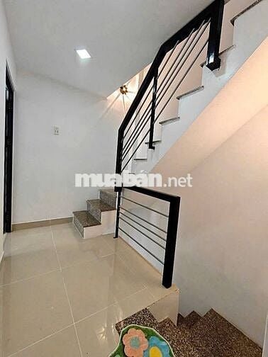 Nhà bán hẻm Nguyễn Du,Gò Vấp, TPHCM,3tỷ990, có sổ hồng