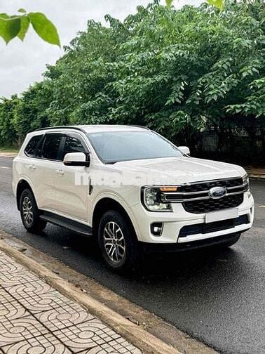 Ford Everest 2022 Ambient 1 Chủ mua Mới Rất Đẹp