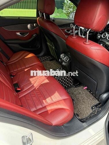 Mercedes Benz C300 AMG - 6Vạn . model 2020