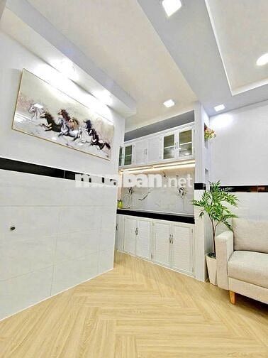 Nhà bán hẻm Nguyễn Du,Gò Vấp, TPHCM,3tỷ990, có sổ hồng