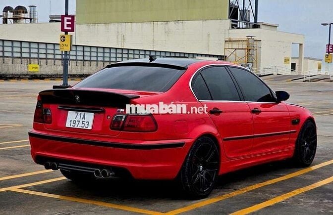 BMW 325i 2003 Full Option.