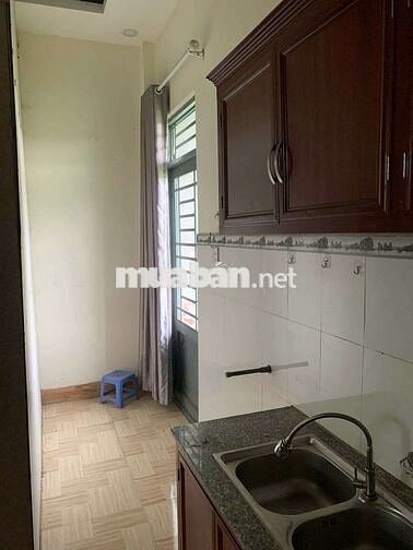 Cho thuê nhà nguyên căn gần viện dưỡng lão