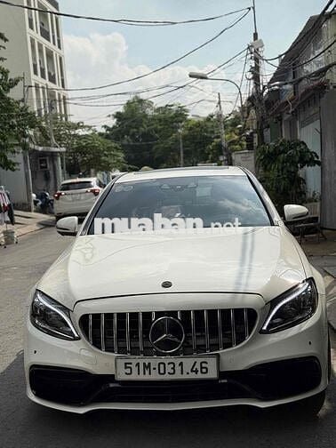 Mercedes Benz C300 AMG - 6Vạn . model 2020