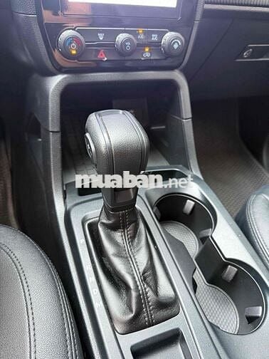 Ford Everest 2022 Ambient 1 Chủ mua Mới Rất Đẹp