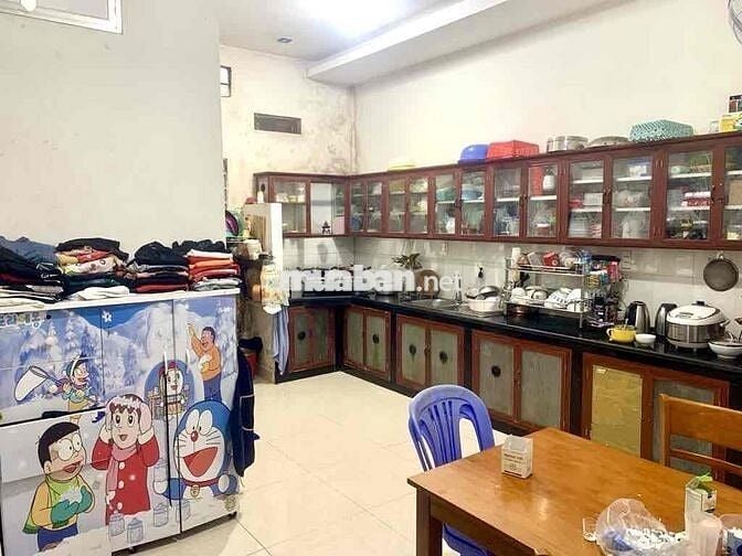 🌹 NHÀ NGANG HIẾM 6,4 m- Diện tích 108m2 – pháp lý: Chuẩn- Hẻm Xe hơi q