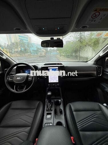 Ford Everest 2022 Ambient 1 Chủ mua Mới Rất Đẹp