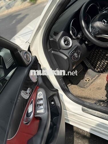 Mercedes Benz C300 AMG - 6Vạn . model 2020
