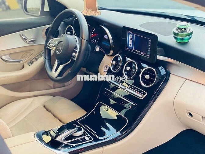 🔺 MERCEDES C180 AMG MODEL 2022 LƯỚT