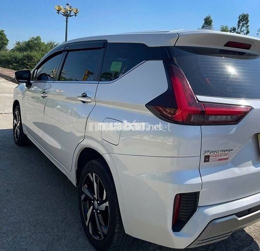Mitsubishi Xpander 2024 Premium màu trắng