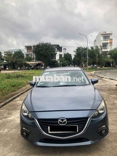 Mazda 3 2016 1.5 AT - 90000 km