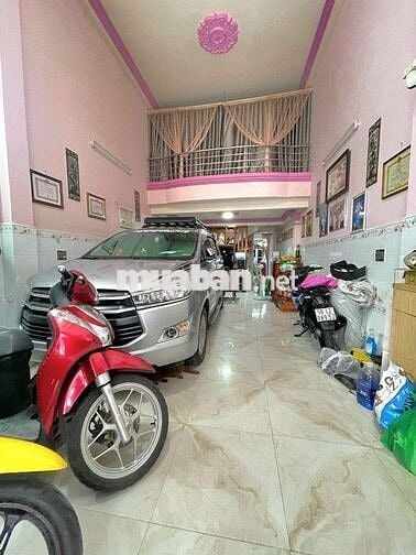 TÂN PHÚ
HẺM NHỰA 8M OTO THẲNG MỘT TRỤC 3 TẦNG BTCT 77M² NHỈNH 8 TỶ