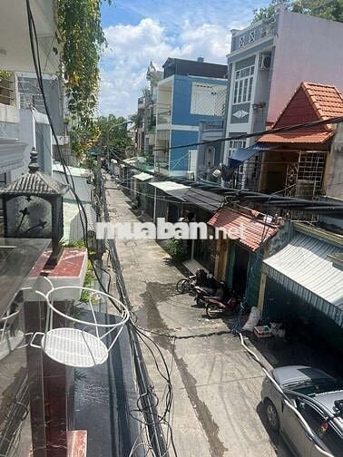 TÂN PHÚ
HẺM NHỰA 8M OTO THẲNG MỘT TRỤC 3 TẦNG BTCT 77M² NHỈNH 8 TỶ