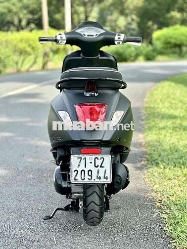 Piaggio Vespa 125cc 2015 Đen nhám Sposty Tuyệt Đẹp